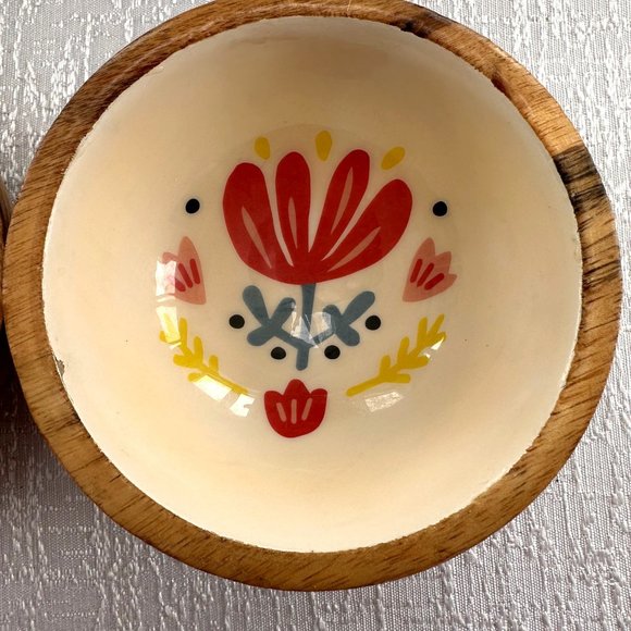 Danica Studio Frida Mango Wood Trinket Bowls With Handpainted Floral Design 4.5" - Picture 5 of 7